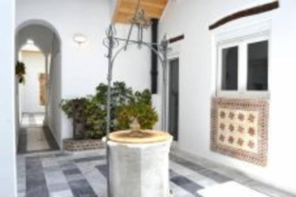 Apartamento Veedor 19 Dias Y Muchas Noches Cádiz Exterior photo