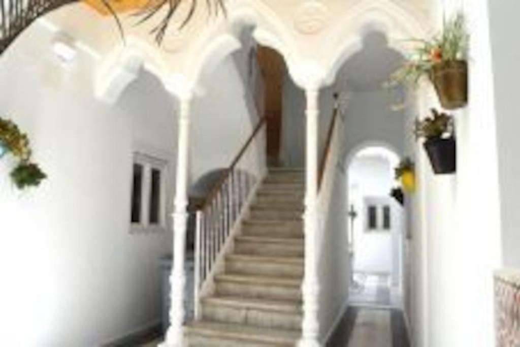 Apartamento Veedor 19 Dias Y Muchas Noches Cádiz Exterior photo