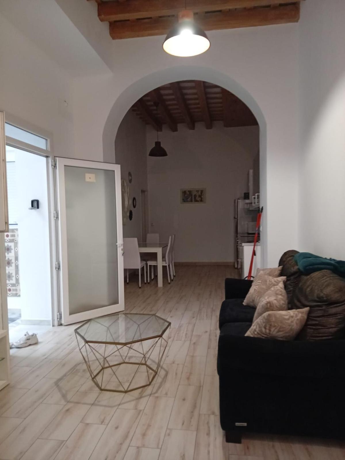 Apartamento Veedor 19 Dias Y Muchas Noches Cádiz Exterior photo