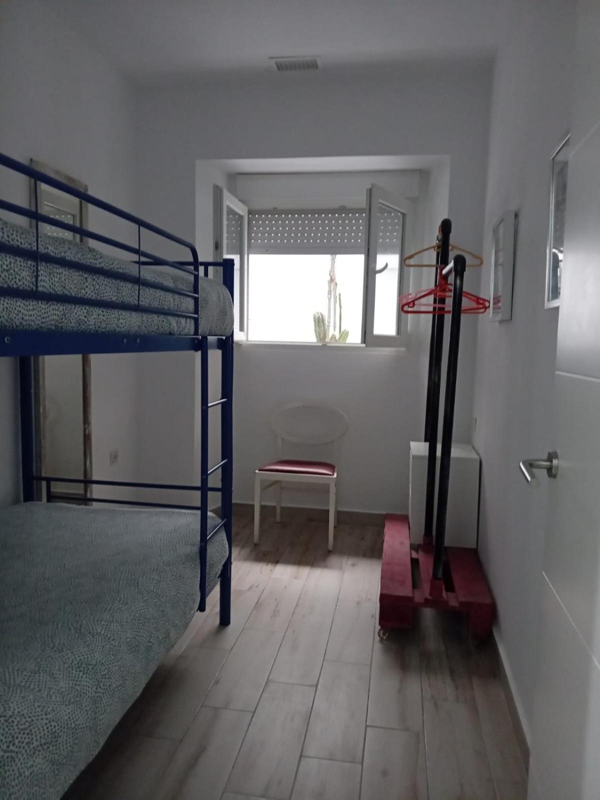 Apartamento Veedor 19 Dias Y Muchas Noches Cádiz Exterior photo